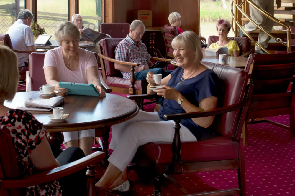 Murray Princess paddlewheel dining
