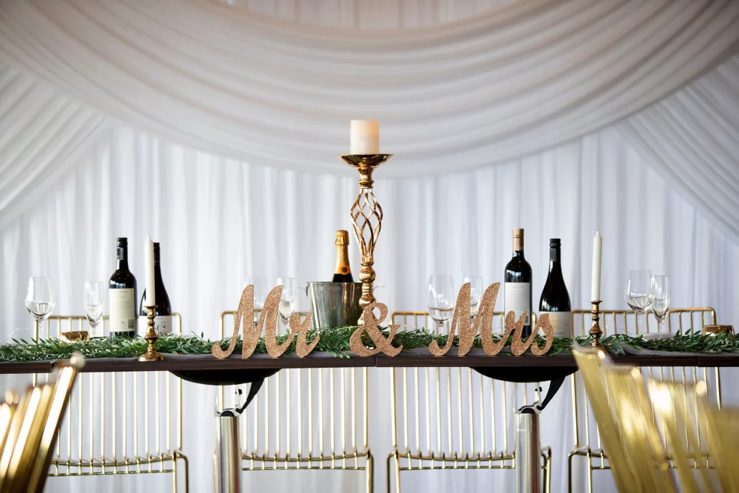 Bridal table style for a wedding in a function venue