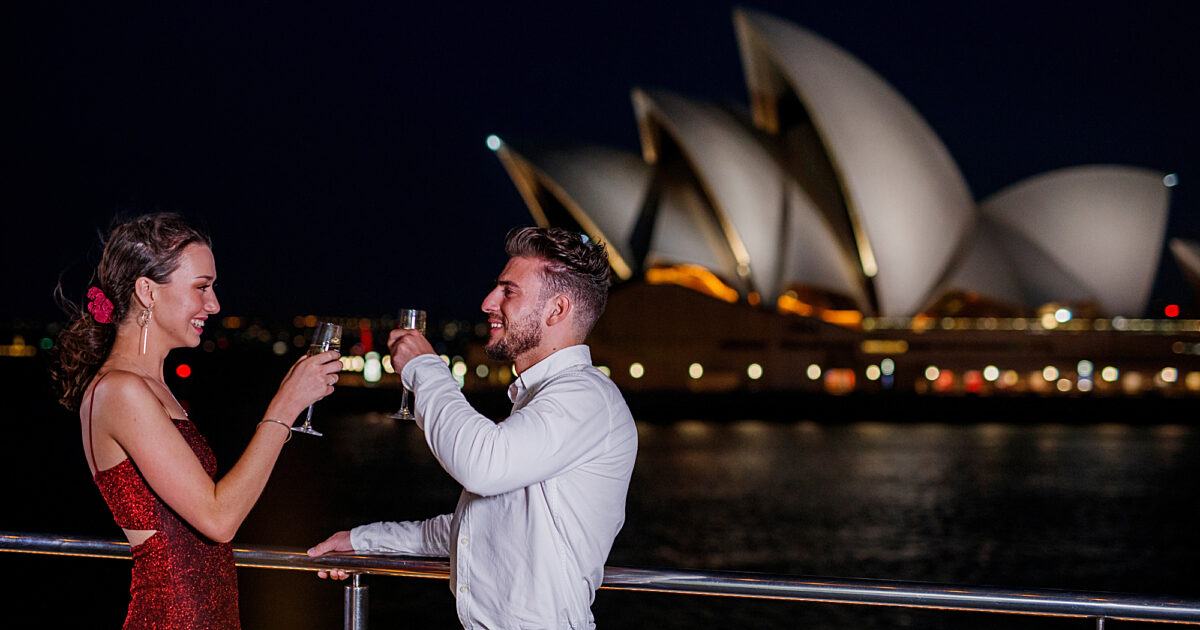 Sydney Harbour Cruise Deals | Captain Cook Cruises Sydney Harbour