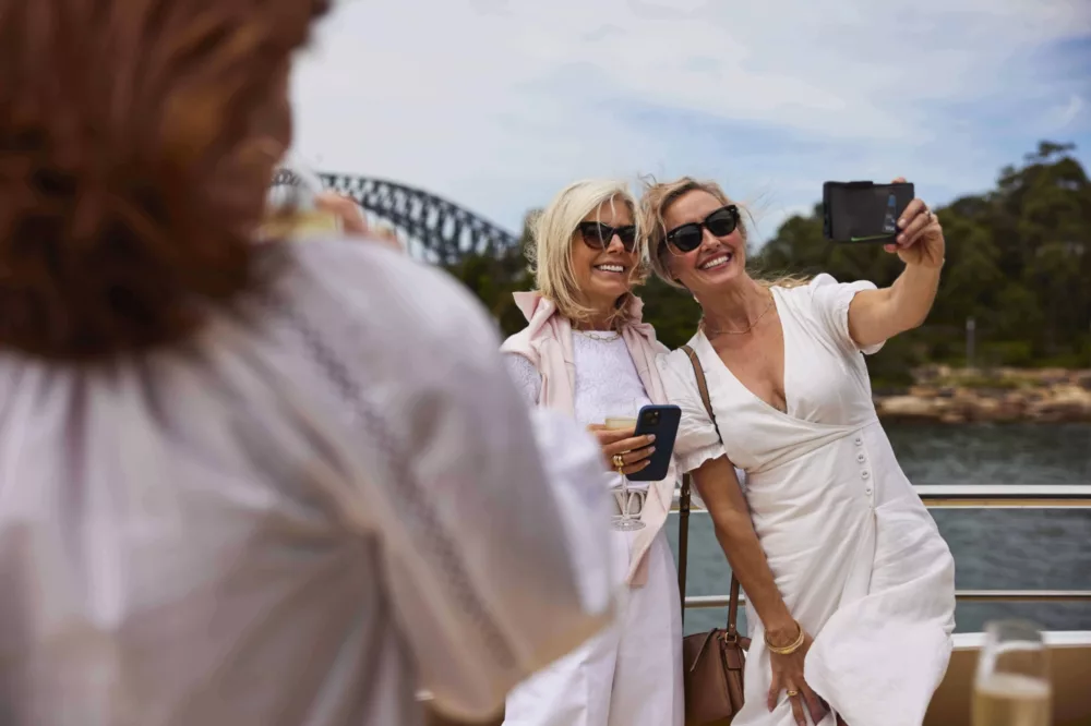 Ladies Sightseeing on deck - BB