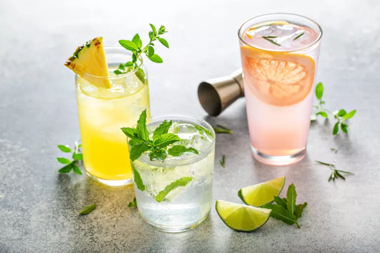 Cocktails 23a 9 - ST