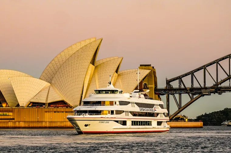 Sydney 2000 external, S2, sunset, Opera House, tablet