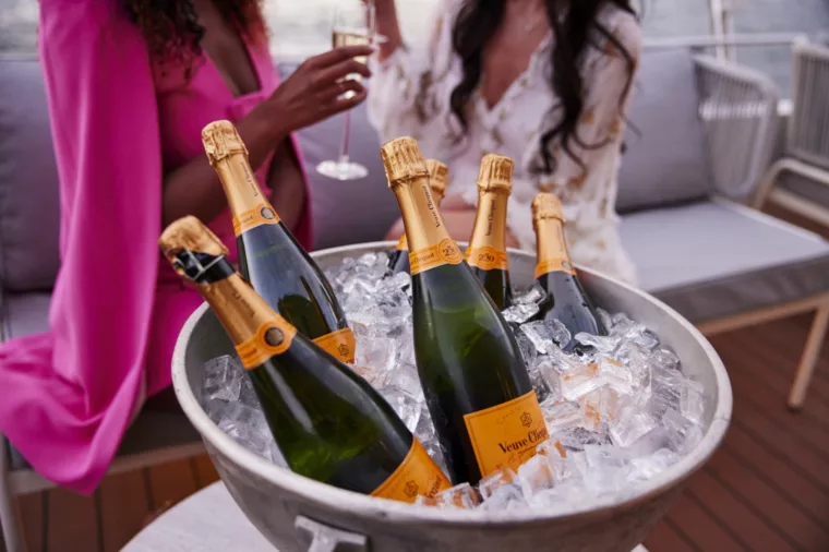 JX Veuve Bottles