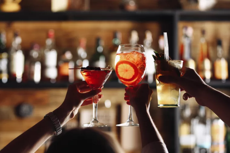 Group cocktails, drinks, cheers 3269 ST