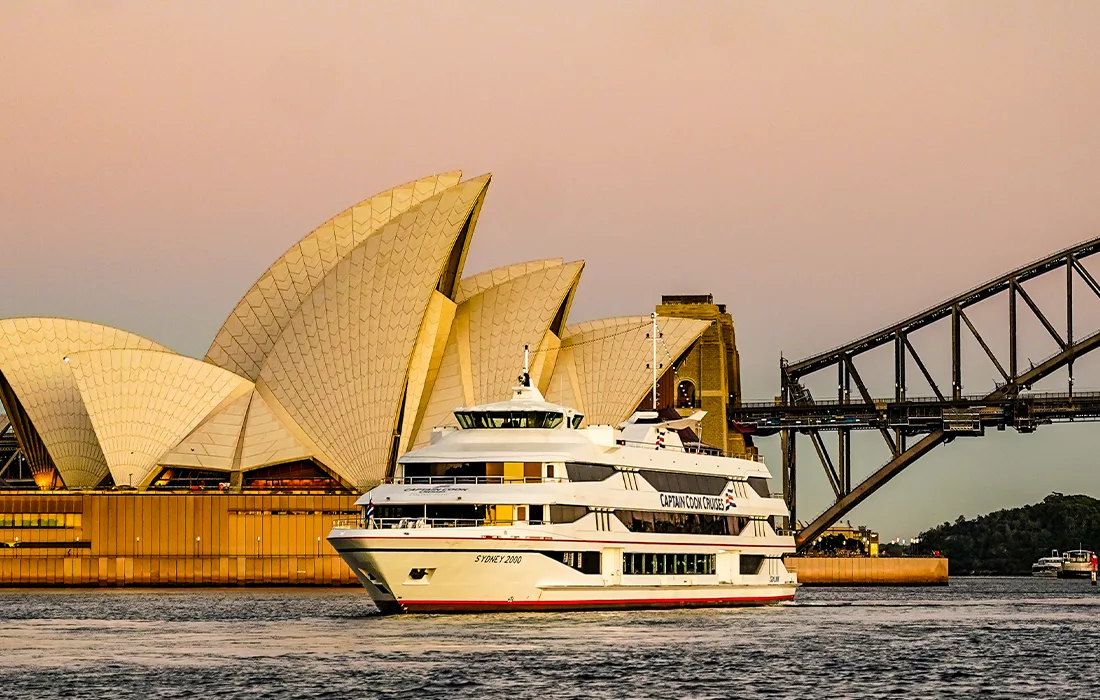 Sydney 2000 external, S2, sunset, Opera House, tablet