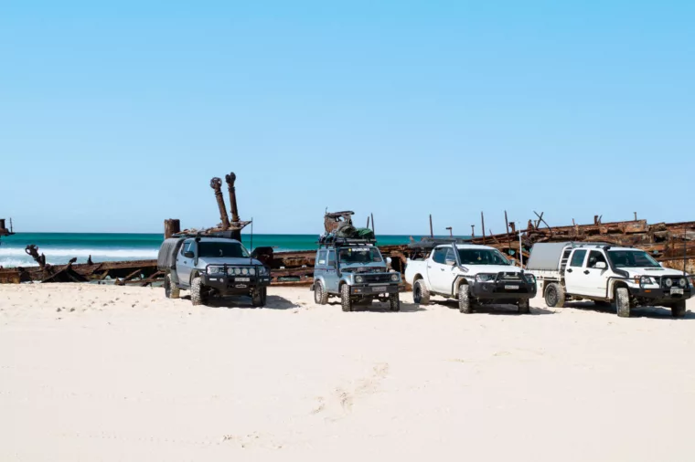 4 WD group at the Maheno Shipwreck