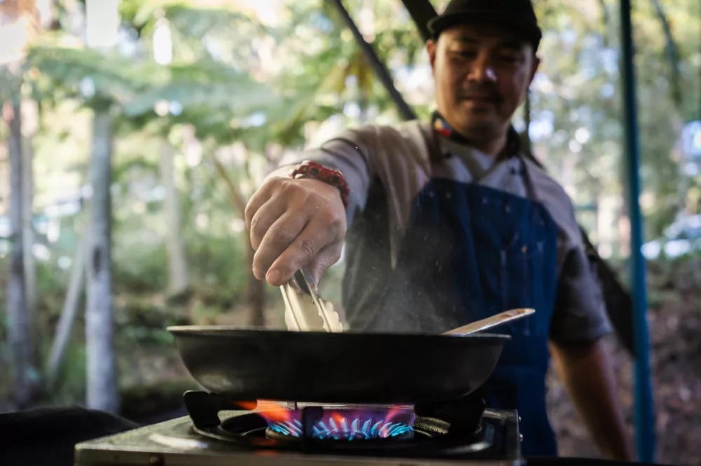 Bush Tucker Talk & Taste at Kingfisher Bay Resort