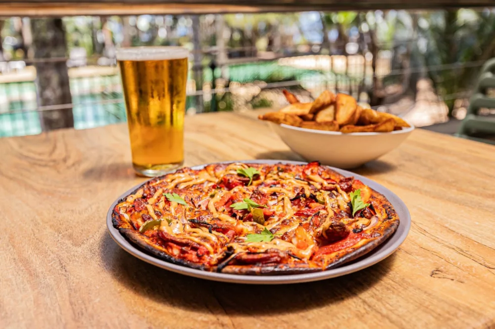 The Sand Bar Bistro Dining at Kingfisher Bay Resort