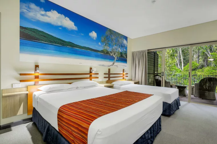 HERO 0 Z8 A0134 edit white