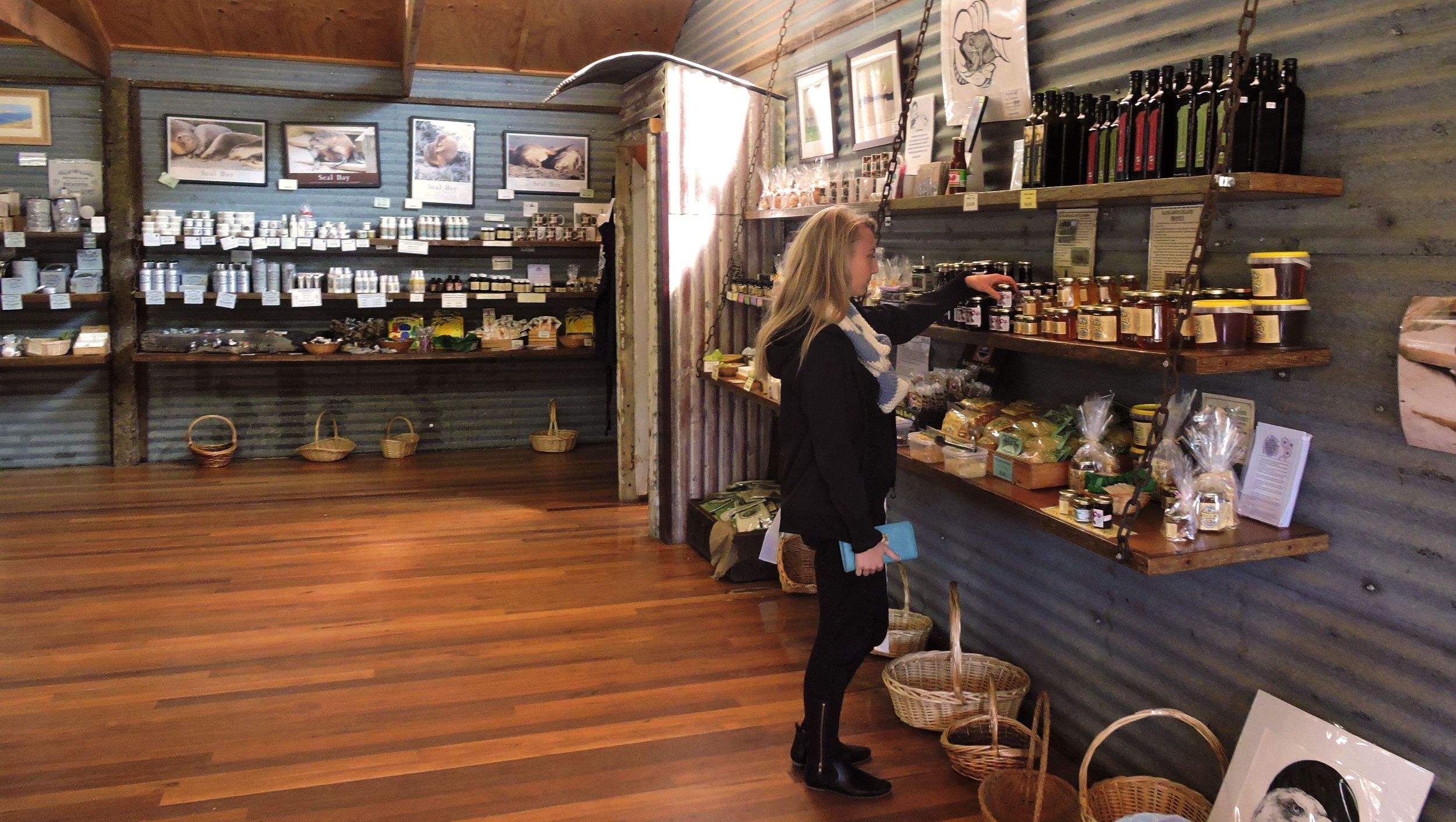 Emu Ridge Store