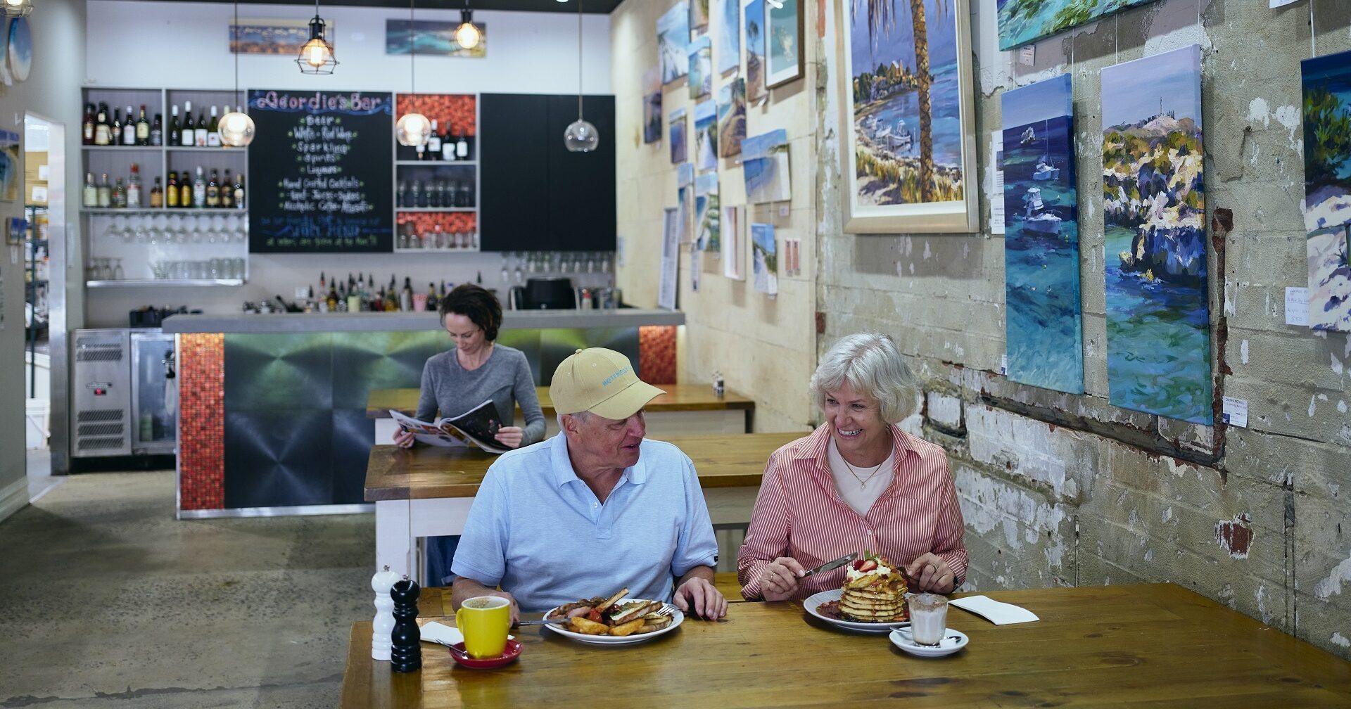 Couple having breakfast at Geordie’s on Rottnest Island
