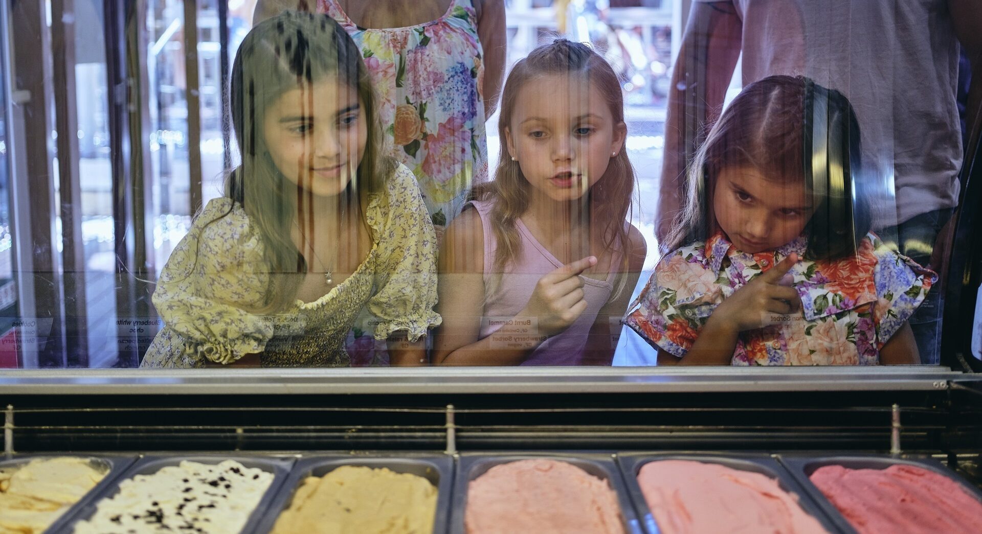 Children choosing ice cream at Rottnest Island