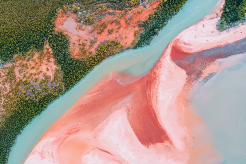 tiwi islands rainbow beach