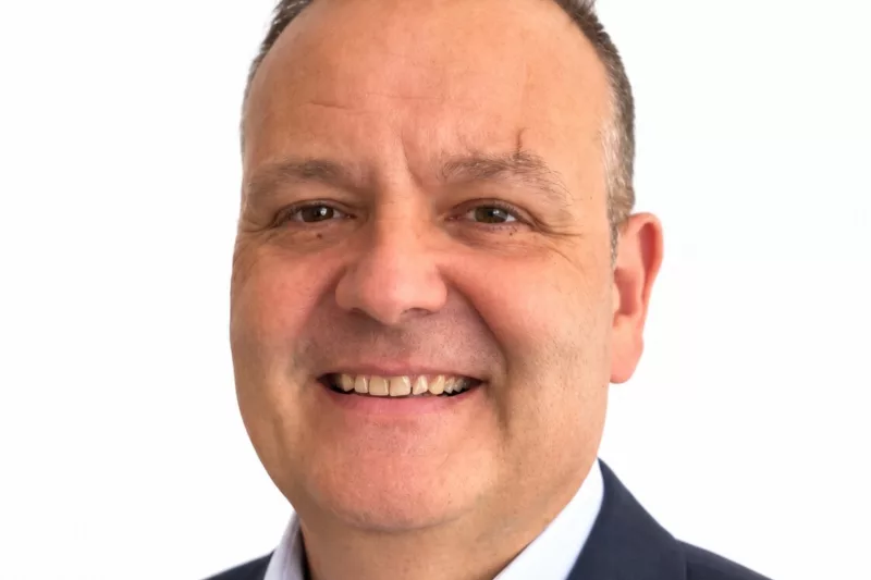 Craig Heron Head Shot