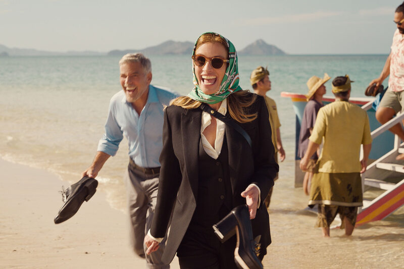 Julia Roberts and Geroge Clooney on Whitsundays