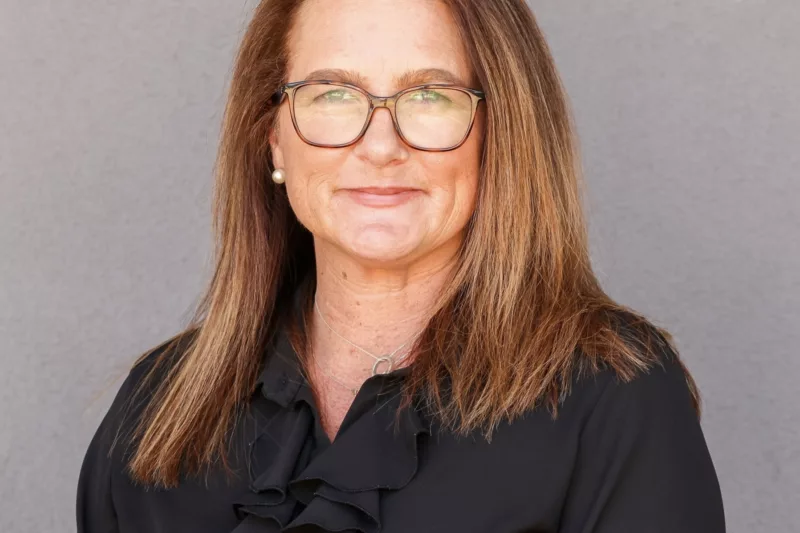 Tracy Croft Headshot