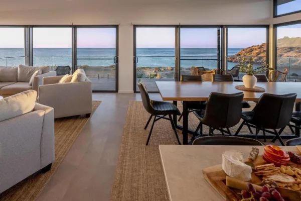 Cove Landing Marina Apartments, Ocean & Marina Views - Apartment 1 - Karatta