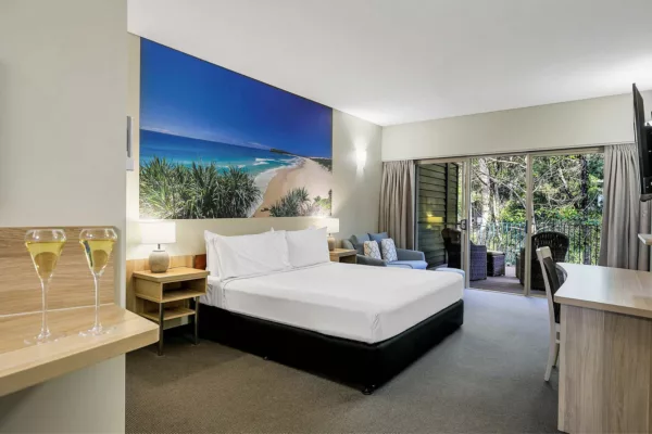 Kingfisher Bay Resort