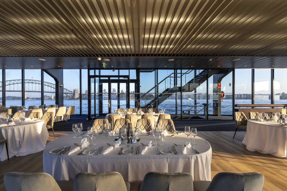 SS dining set up
