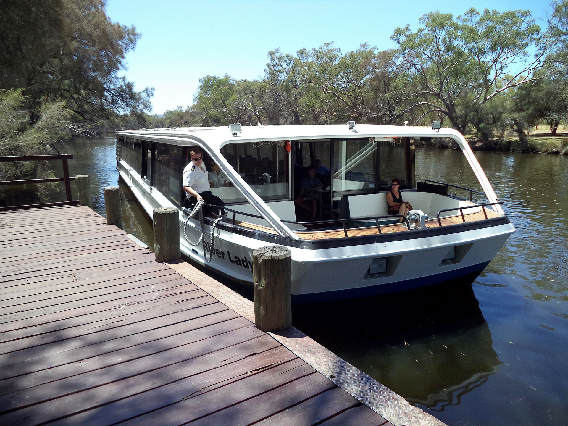 Docking at Sandalford Jetty